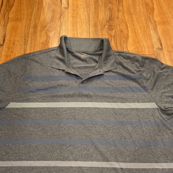 Men’s dress shirt. Like new. - Picture 2 of 5